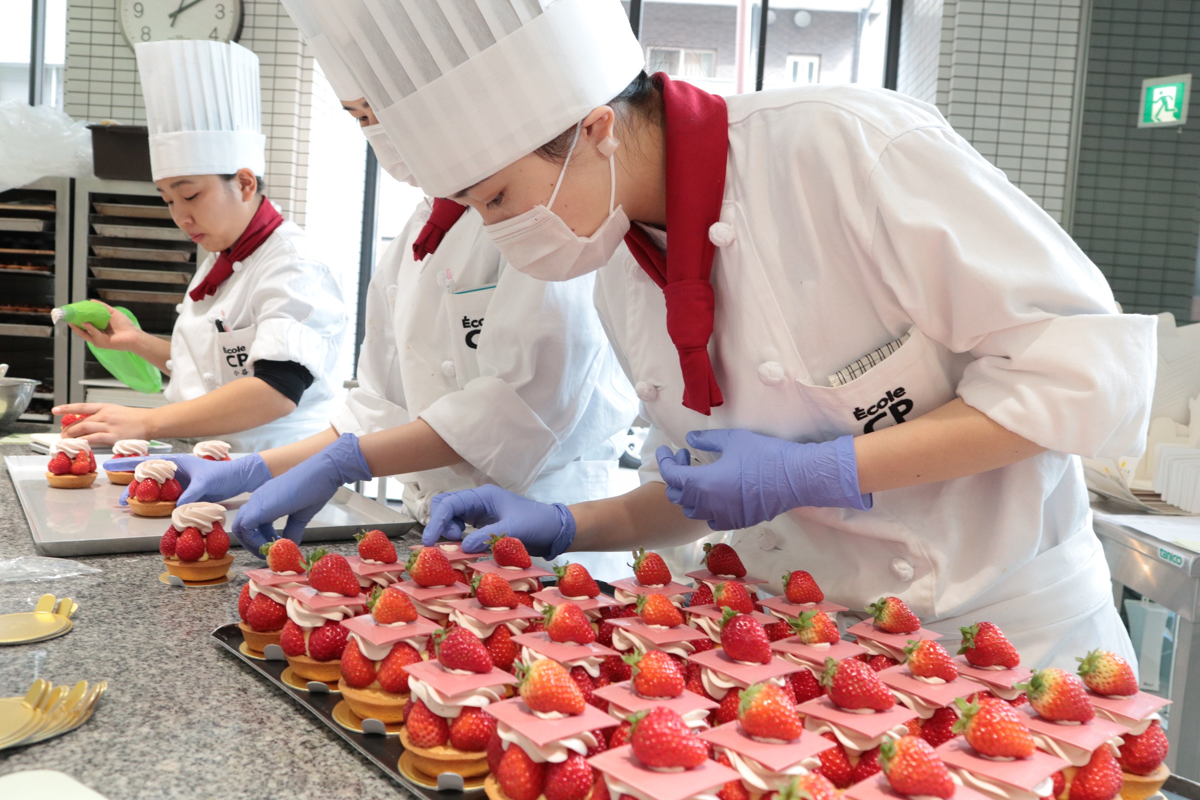 専門学校に入学できない人用 パティシエになる方法 神戸国際調理製菓専門学校